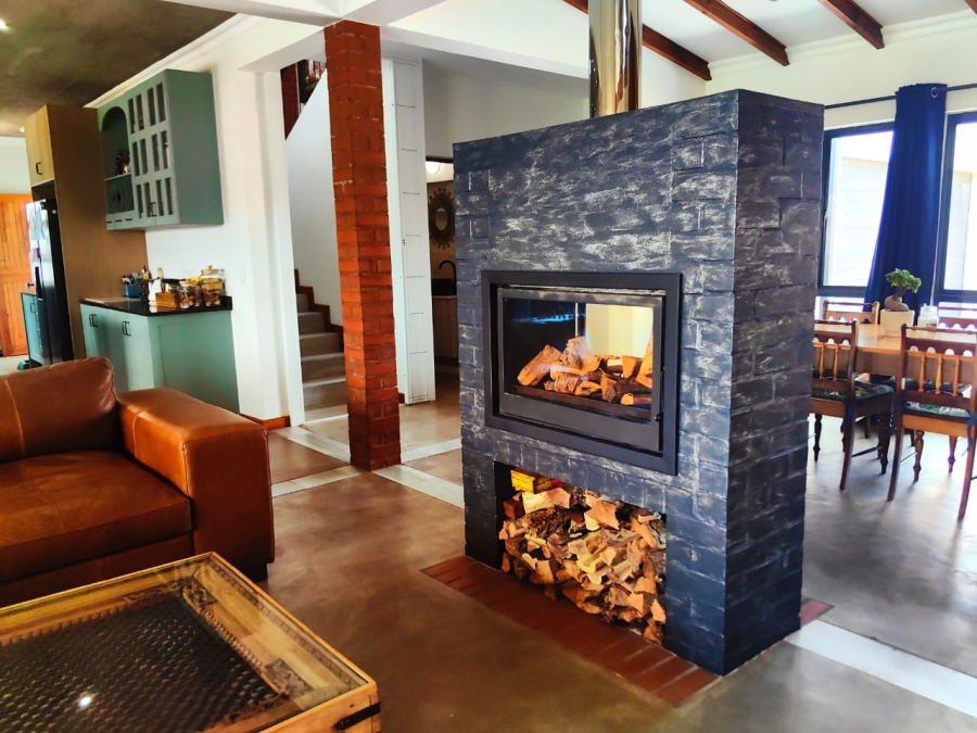 5 Bedroom Property for Sale in La Camargue Private Country Estate North West